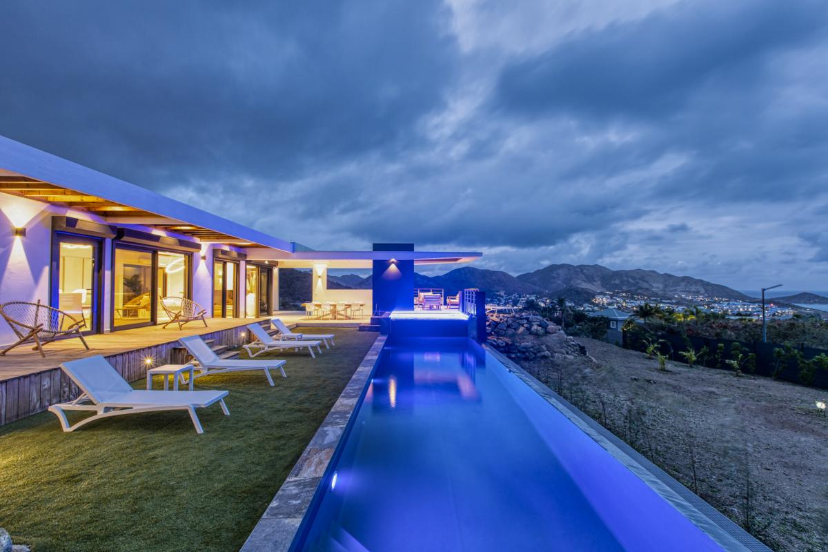 A louer villa 4 chambre Baie Orientale Saint Martin_ Piscine Nuit - 36